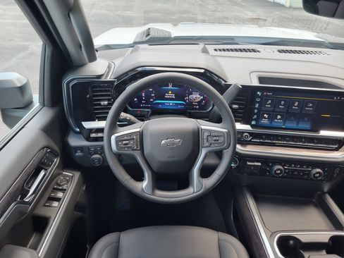 Used 2026 Chevrolet Silverado 2500 LTZ w/ LTZ Plus Package AWD/4WD image 20