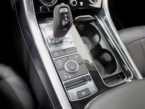 Used 2022 Land Rover Range Rover Sport HST image 24