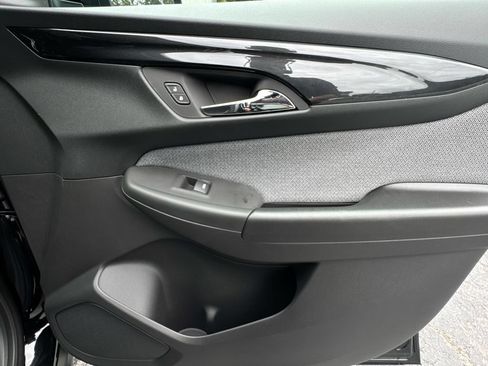 New 2026 Chevrolet TrailBlazer LT w/ LT Cold Weather Package FWD image 32