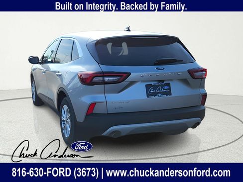 Used 2024 Ford Escape Active w/ Cold Weather Package FWD image 6