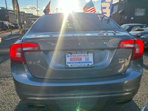 Used 2017 Volvo S60 T5 Inscription w/ Convenience Package image 8