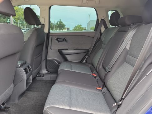 Certified 2022 Nissan Rogue S FWD image 17