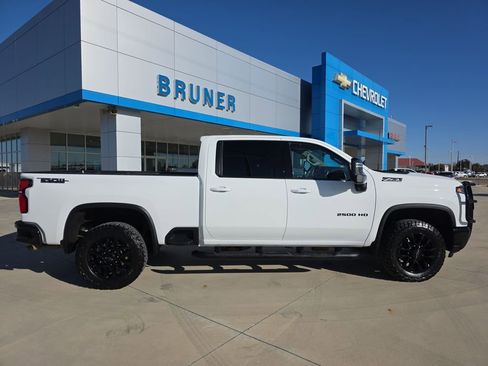 Used 2025 Chevrolet Silverado 2500 LTZ w/ Trail Boss Package image 26