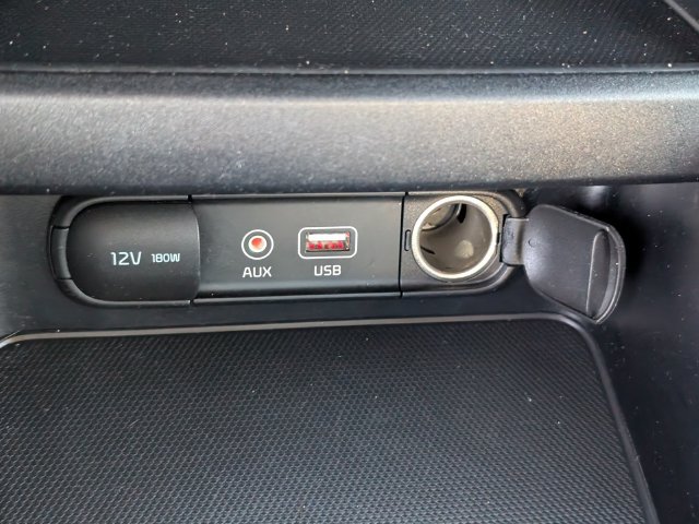 Used 2019 Kia Forte LXS FWD image 15