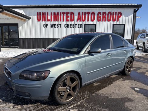 Used 2005 Volvo S40 T5 image 1