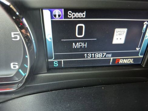 Used 2018 Chevrolet Silverado 1500 High Country image 16