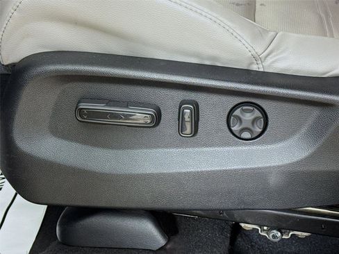 Certified 2022 Honda CR-V Touring image 23