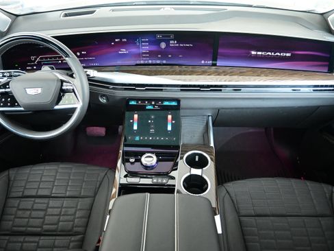 Used 2025 Cadillac Escalade Sport Platinum image 24