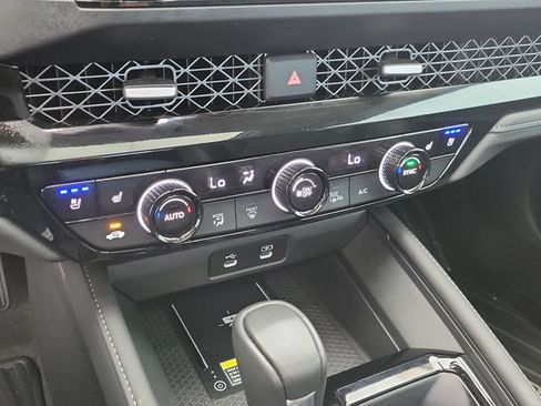 Used 2025 Honda Accord Touring image 31