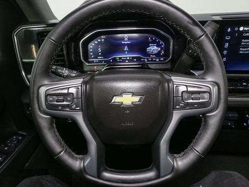 Used 2025 Chevrolet Silverado 1500 LT image 27