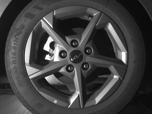 Used 2025 Kia K4 FWD image 15