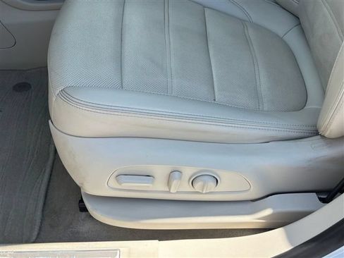 Used 2023 GMC Acadia Denali AWD/4WD image 19