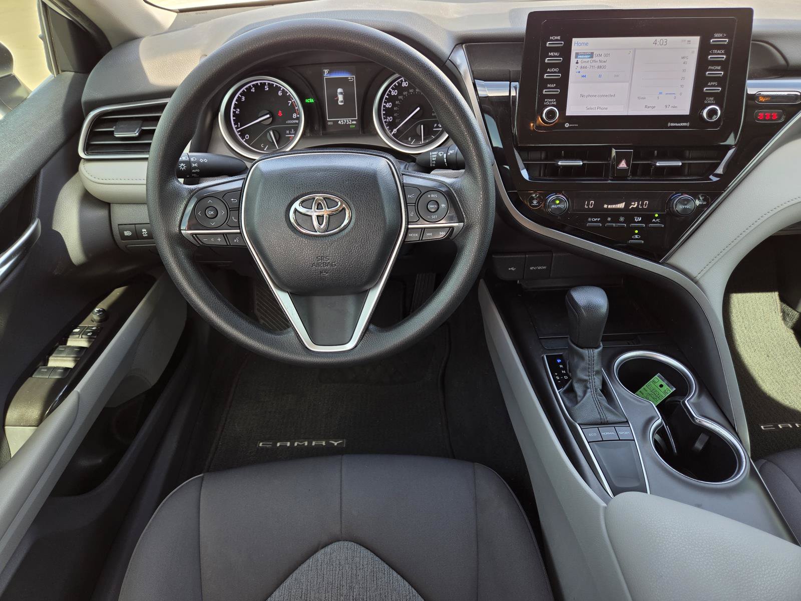 Used 2024 Toyota Camry LE w/ Convenience Package FWD image 11