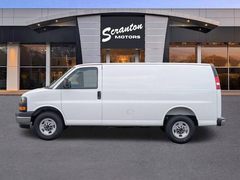 New 2026 GMC Savana 2500 w/ Chrome Appearance Package RWD image 2