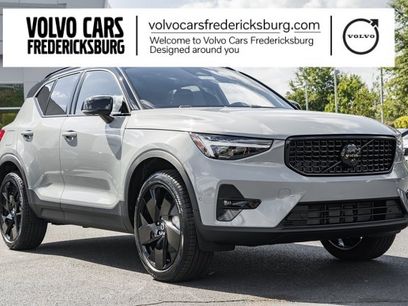 New 2026 Volvo XC40 B5 Ultra w/ Protection Package Premier