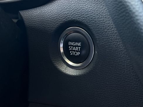 Used 2025 Toyota Corolla SE FWD image 22