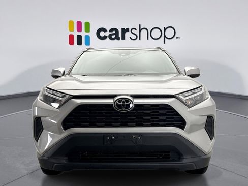 Used 2022 Toyota RAV4 XLE image 8