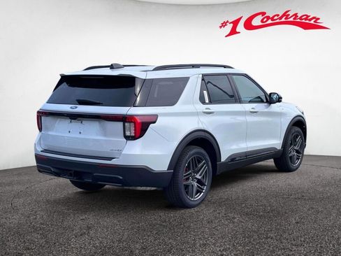 New 2026 Ford Explorer ST-Line AWD/4WD image 7