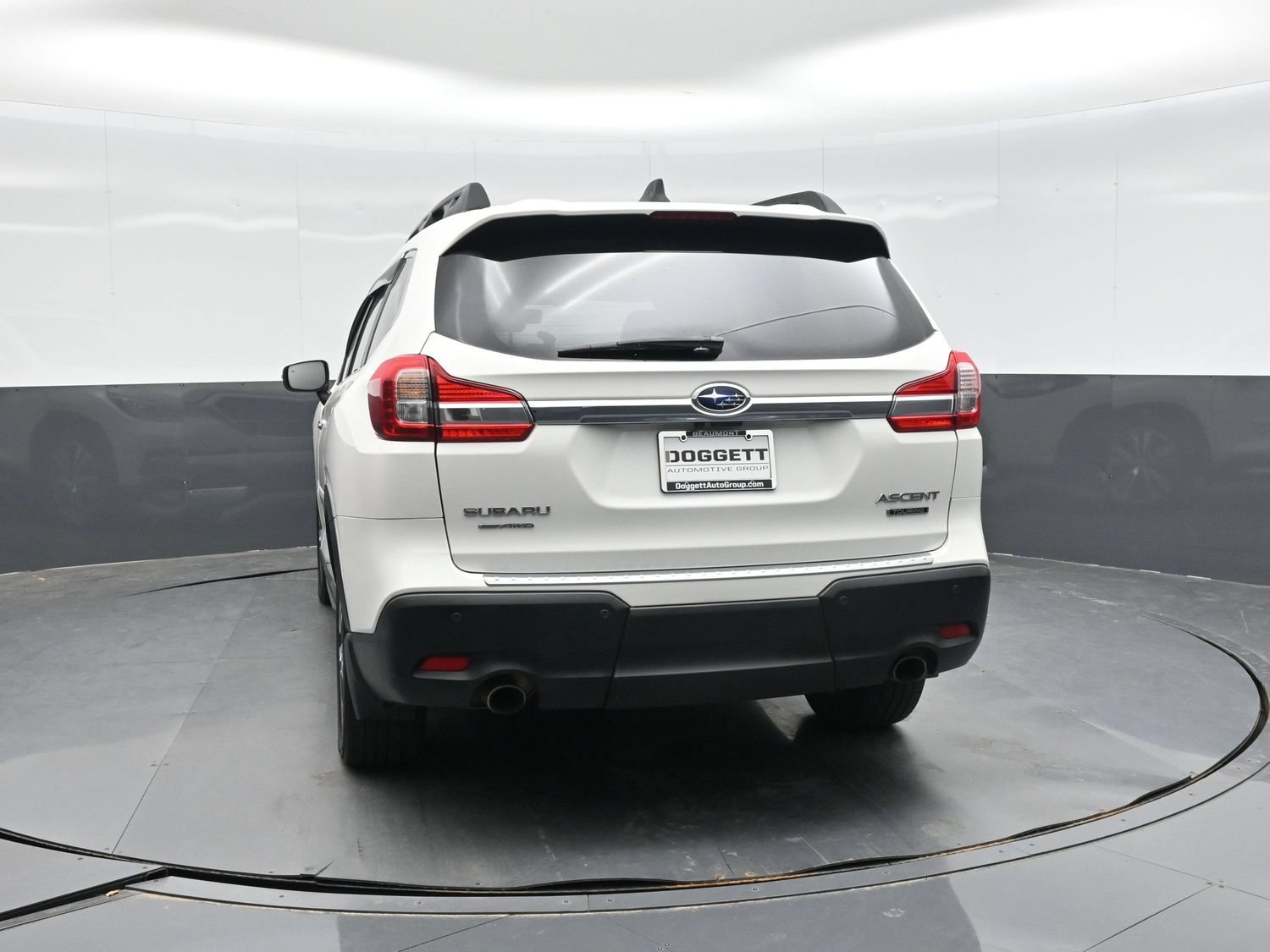 Used 2021 Subaru Ascent Touring w/ Popular Package #2 AWD/4WD image 8