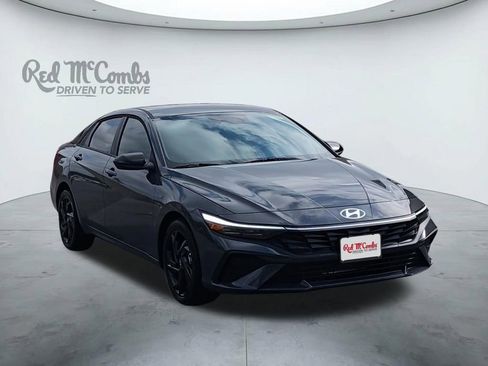 New 2026 Hyundai Elantra Sport FWD image 7