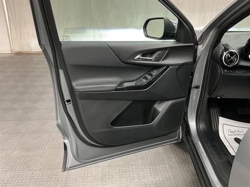 New 2027 Chevrolet Equinox LT w/ Safety and Technology Package AWD/4WD image 25