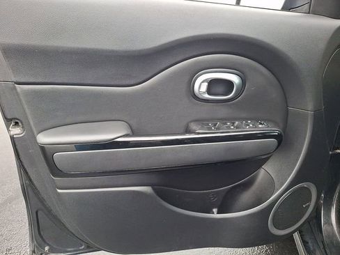 Used 2016 Kia Soul + w/ Tarmac Special Edition image 12