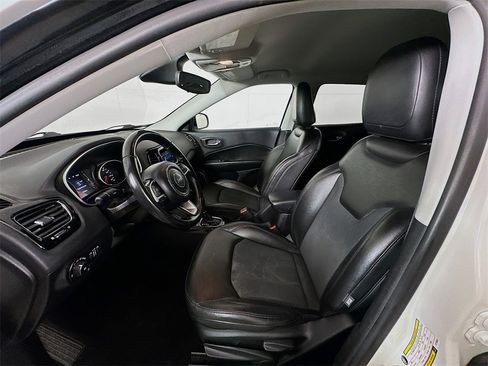 Used 2019 Jeep Compass Altitude image 18