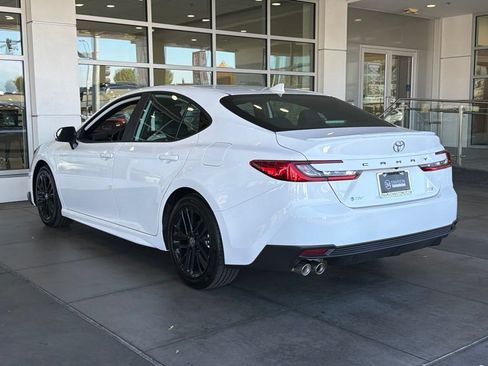 Certified 2026 Toyota Camry SE w/ Convenience Package FWD image 10