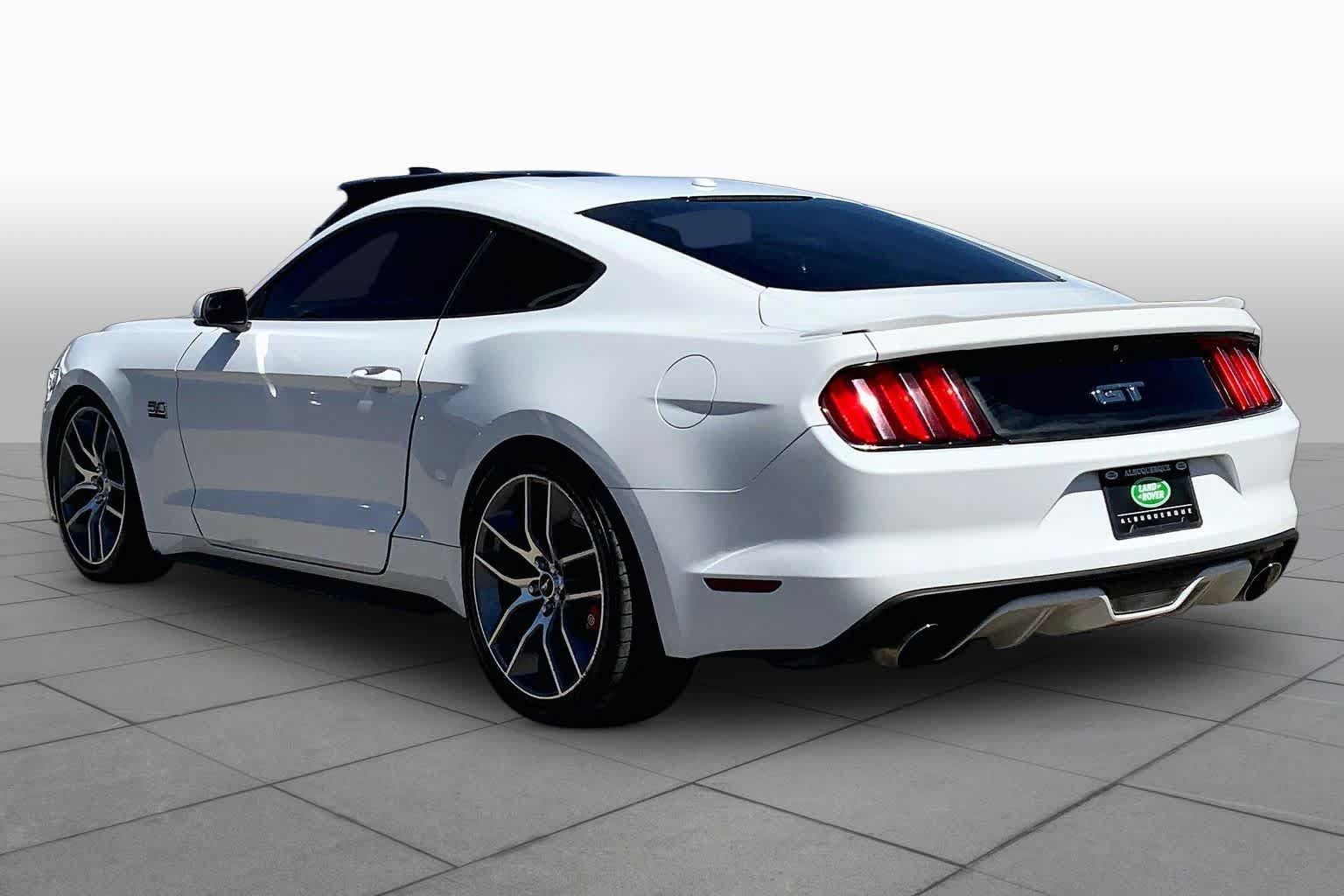 Used 2015 Ford Mustang GT Premium RWD image 11