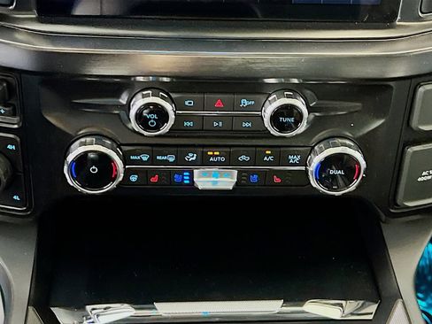 New 2026 Ford F350 Lariat w/ Black Appearance Package AWD/4WD image 9