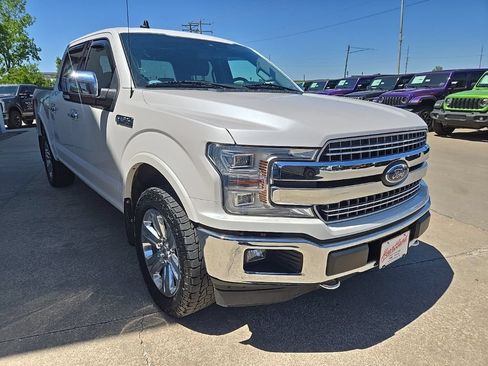 Used 2019 Ford F150 Lariat w/ Equipment Group 502A Luxury AWD/4WD image 13