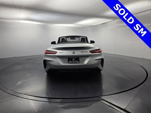 Certified 2022 BMW Z4 M40i w/ Premium Package image 9