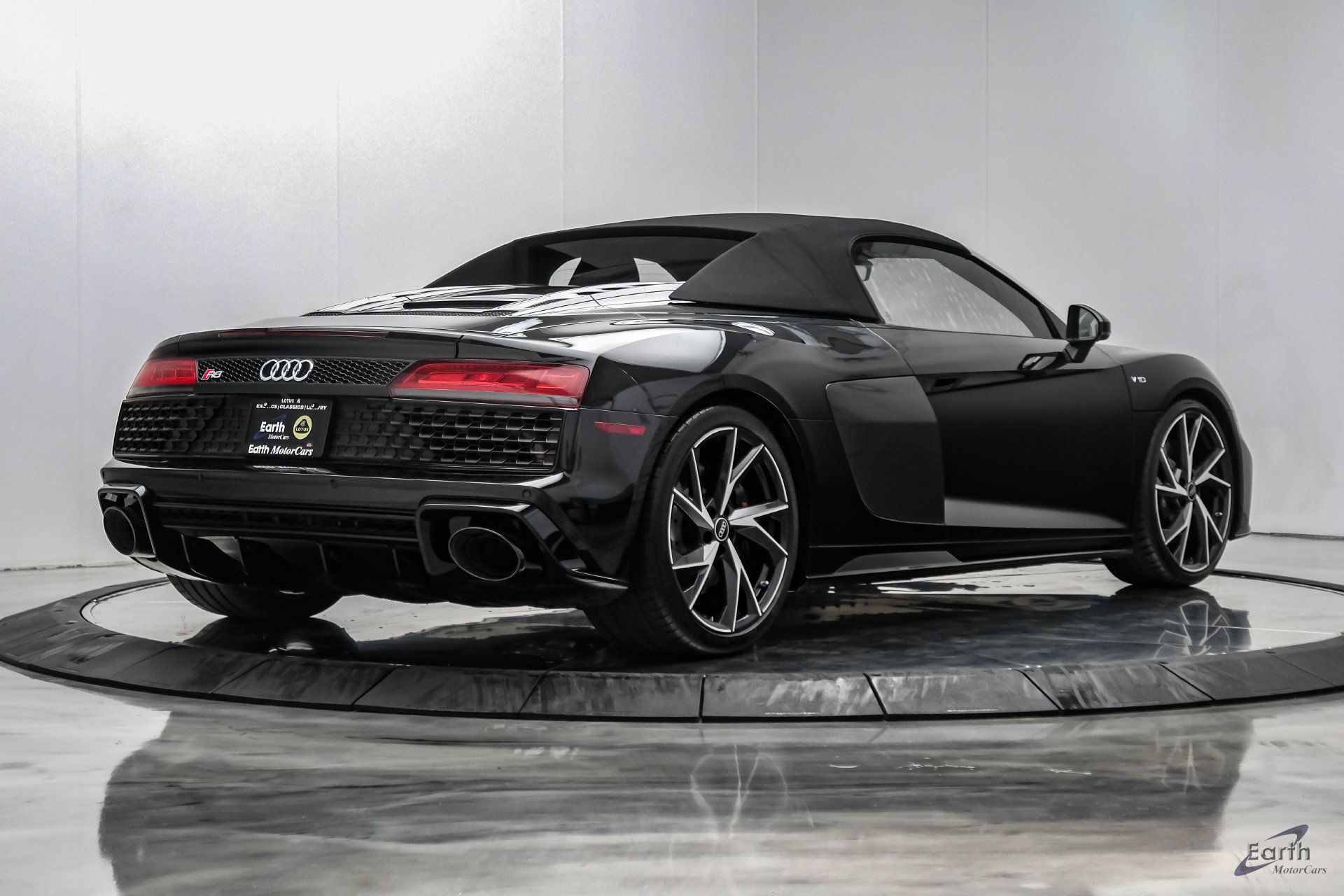 Used 2023 Audi R8 V10 performance RWD image 22