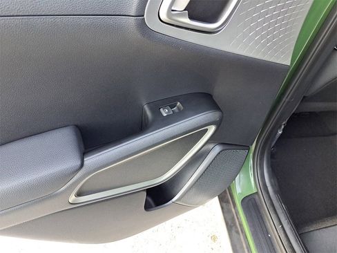 Used 2021 Kia Soul X-Line image 12