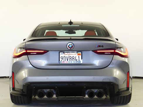 Used 2023 BMW M4 Competition image 8