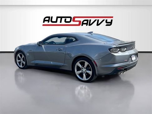 Used 2021 Chevrolet Camaro LT w/ RS Package image 4