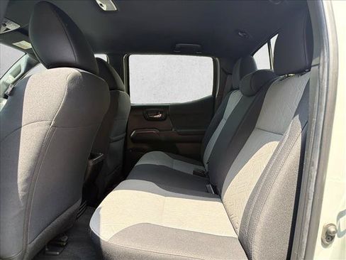 Used 2023 Toyota Tacoma TRD Sport AWD/4WD image 22