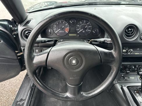 Used 2000 MAZDA MX-5 Miata RWD image 12