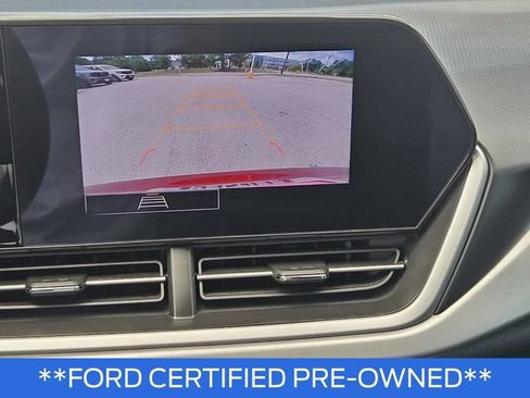 Used 2024 Chevrolet Trax LS w/ LS Convenience Package FWD image 25