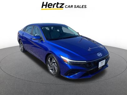 Used 2025 Hyundai Elantra Limited
