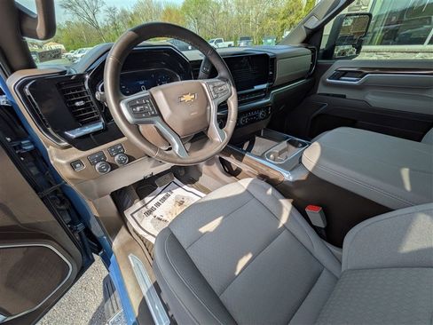 Used 2025 Chevrolet Silverado 2500 LT w/ All Star Edition AWD/4WD image 15