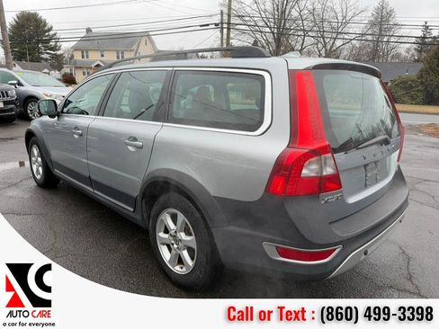 Used 2010 Volvo XC70 3.2 image 5