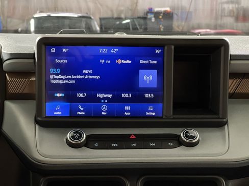 Used 2024 Ford Maverick Lariat image 18