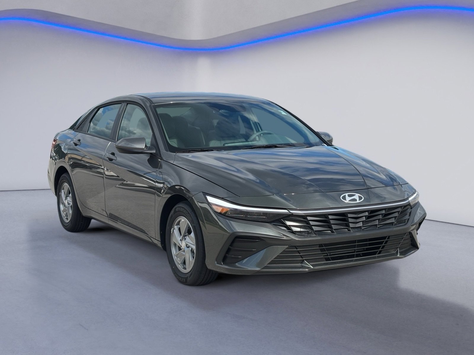 New 2026 Hyundai Elantra SE FWD image 5