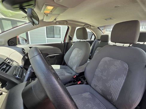 Used 2012 Chevrolet Sonic LS FWD image 28