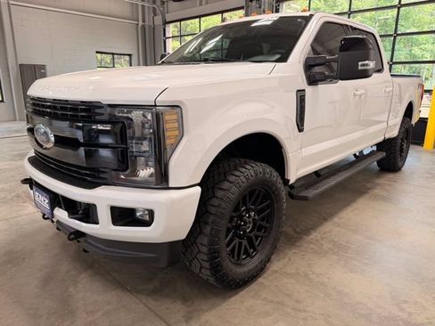 Used 2019 Ford F250 Lariat AWD/4WD image 4
