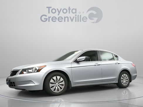 Used 2010 Honda Accord LX image 2