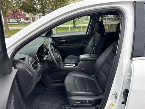 Used 2024 Chevrolet Equinox Premier AWD/4WD image 41