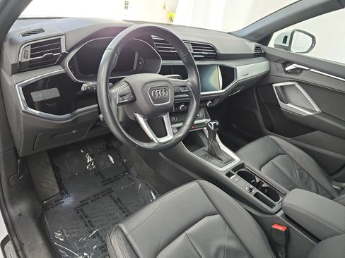 Used 2021 Audi Q3 2.0T Premium w/ Convenience Package image 16