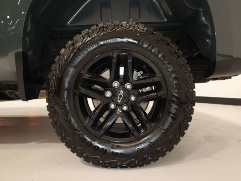 Certified 2025 Chevrolet Silverado 1500 Custom Trail Boss image 32